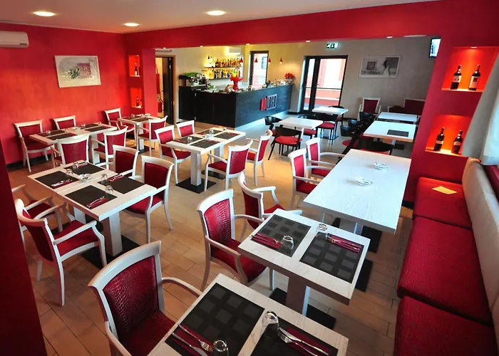 Hotel 325 Tor Vergata